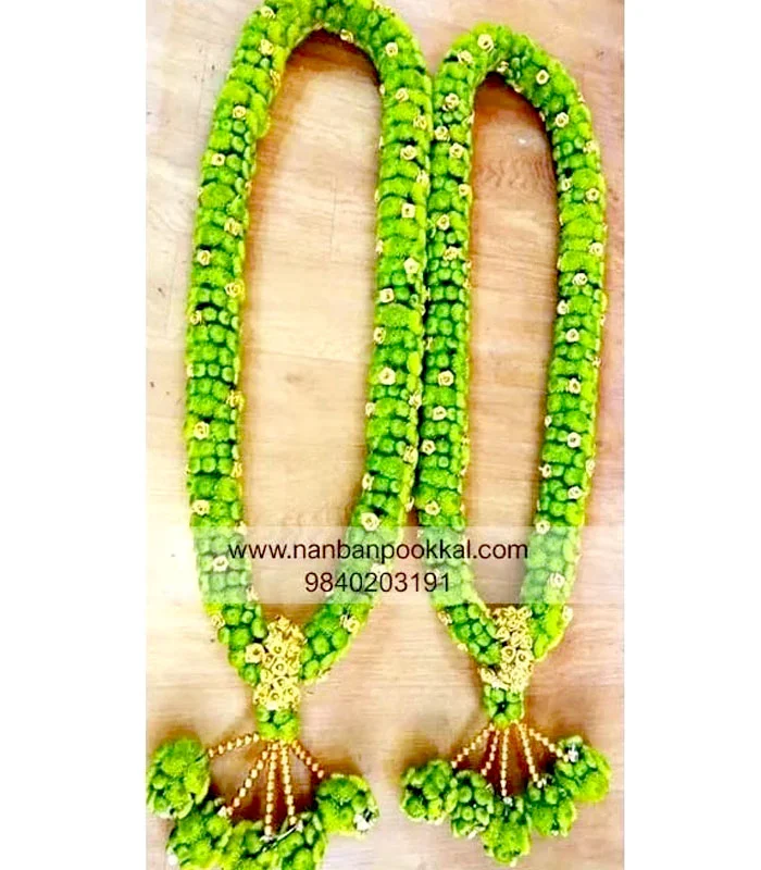 DG050-Green-chrysanthemums-W-edding-Garlands-1-Pair