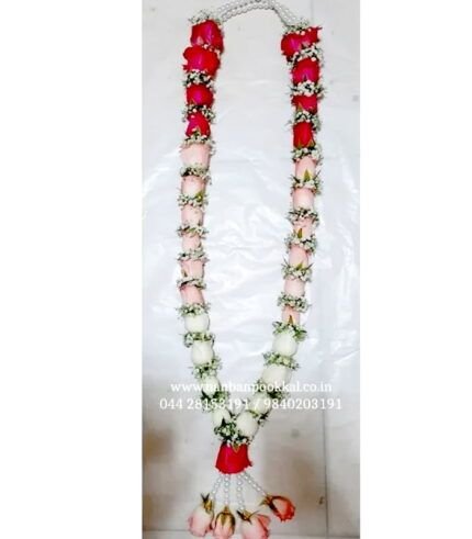 GG038-Gypsy-with-Baby-Pink-and-Dark-Pink-Rose-Buds-Garlands-1-Pair