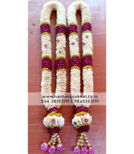 Order fresh flower wedding garland online now. We ship all over India. we are Indias largest fresh flowers wedding garland Designers Wedding Garlands | Wedding Reception Garlands | Engagement Garlands | Designer Wedding Garlands | Jasmine Garlands | Parents Garlands | Corporate Garlands | Lotus Garland | Rose Petals Garland | Gypsy Garland | Jaimala Haar | Varmala Haar | Flower Veni | Flower Gajra | Flower Jadai